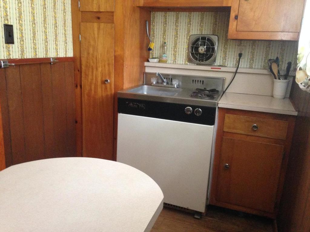 Amber Lantern Two-Bedroom Cottage Lake George Rom bilde